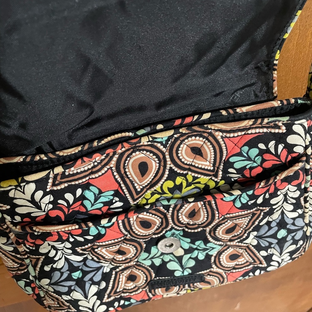 Vera Bradley Crossbody Bag - Picture 5 of 6